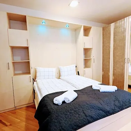 Case de vacanță Maisonette Balcesco *