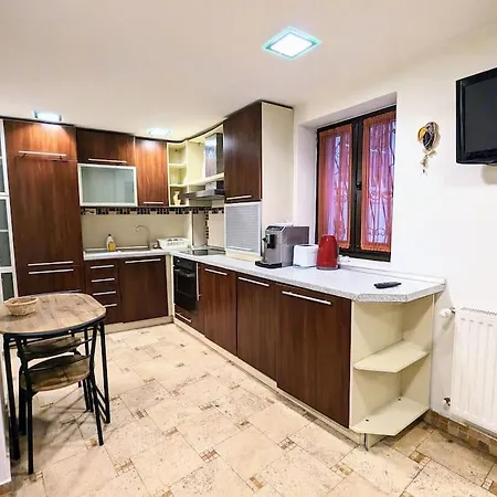בית נופש Maisonette Balcesco